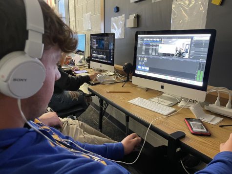 BMU junior Brody Kingsbury works on one his first news packages in Mr. Emersons class, on September 22, 2022